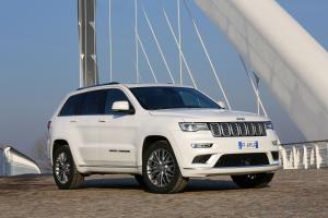 Jeep Grand Cherokee Summit 2016 года (WW)